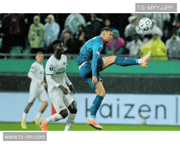 巴黎FC欲引进高产前锋目标锁定佛罗伦萨39岁老将哲科